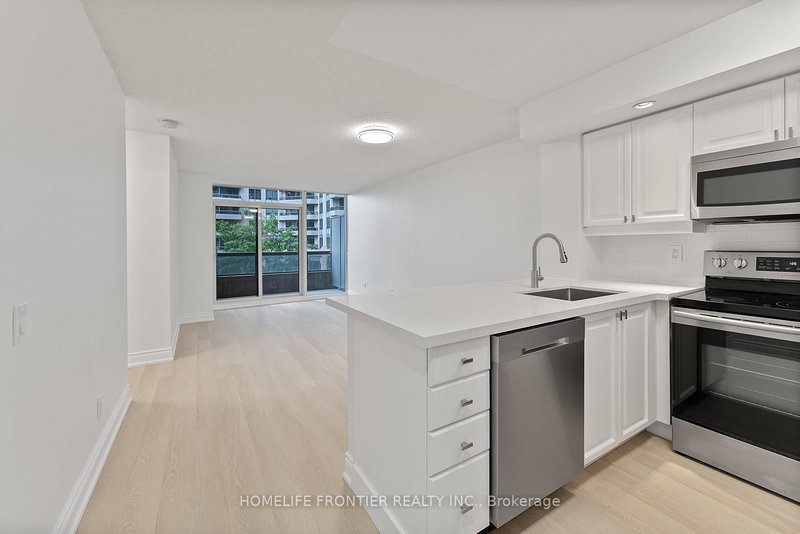 311 - 5 Northtown Way, Toronto, M2N 7A1 | Image 2