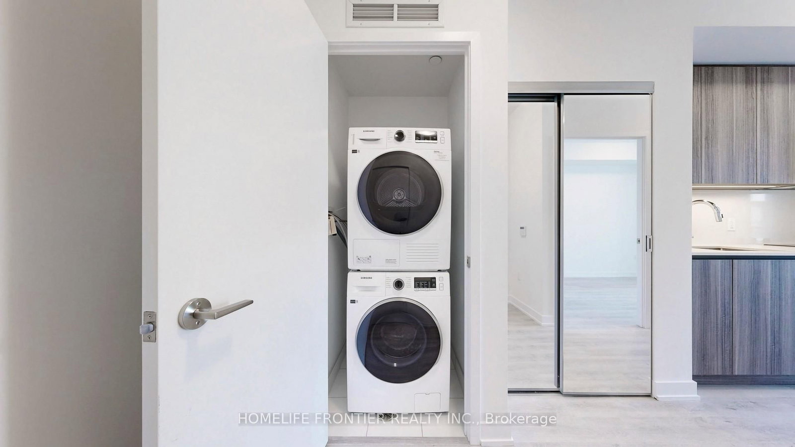 15 Richardson Street, Unit 911 - Photo 20