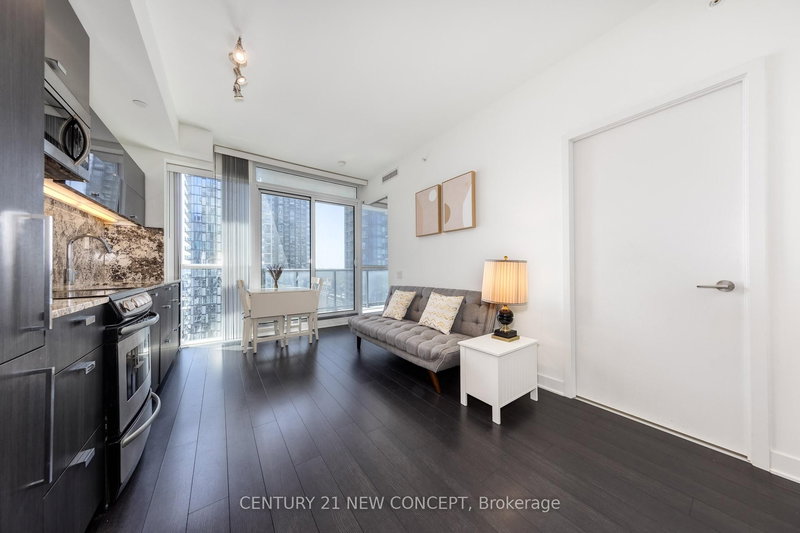 2612 - 290 Adelaide St W, Toronto, M5V 0P3 | Image 3