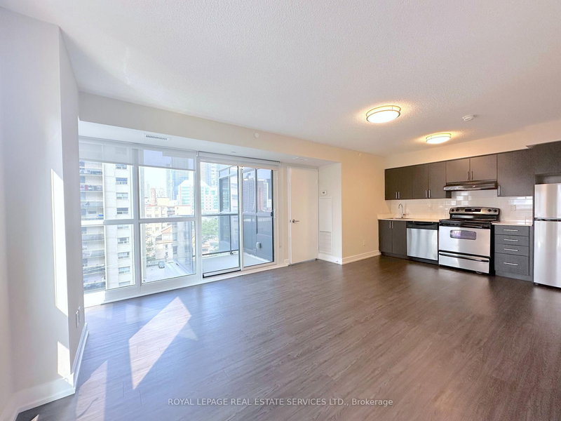 702 - 561 Sherbourne St, Toronto, M4X 0A1 | Image 2