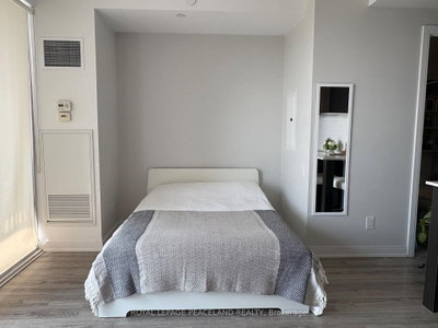 Unit 3605 — 42 Charles Street E — photo 5