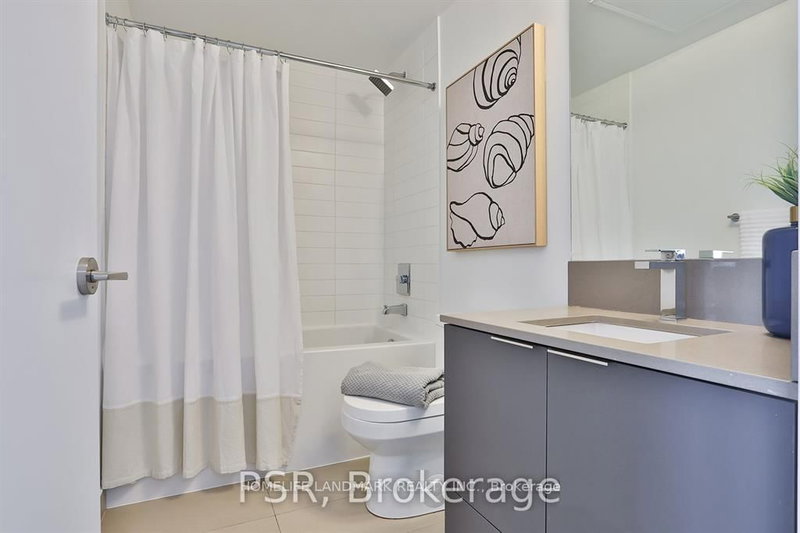 5612 - 181 Dundas St E, Toronto, M5A 0N5 | Image 3