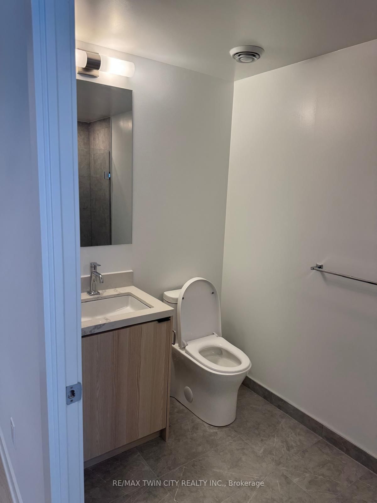 252 Church Street, Unit 5307 - Photo 10