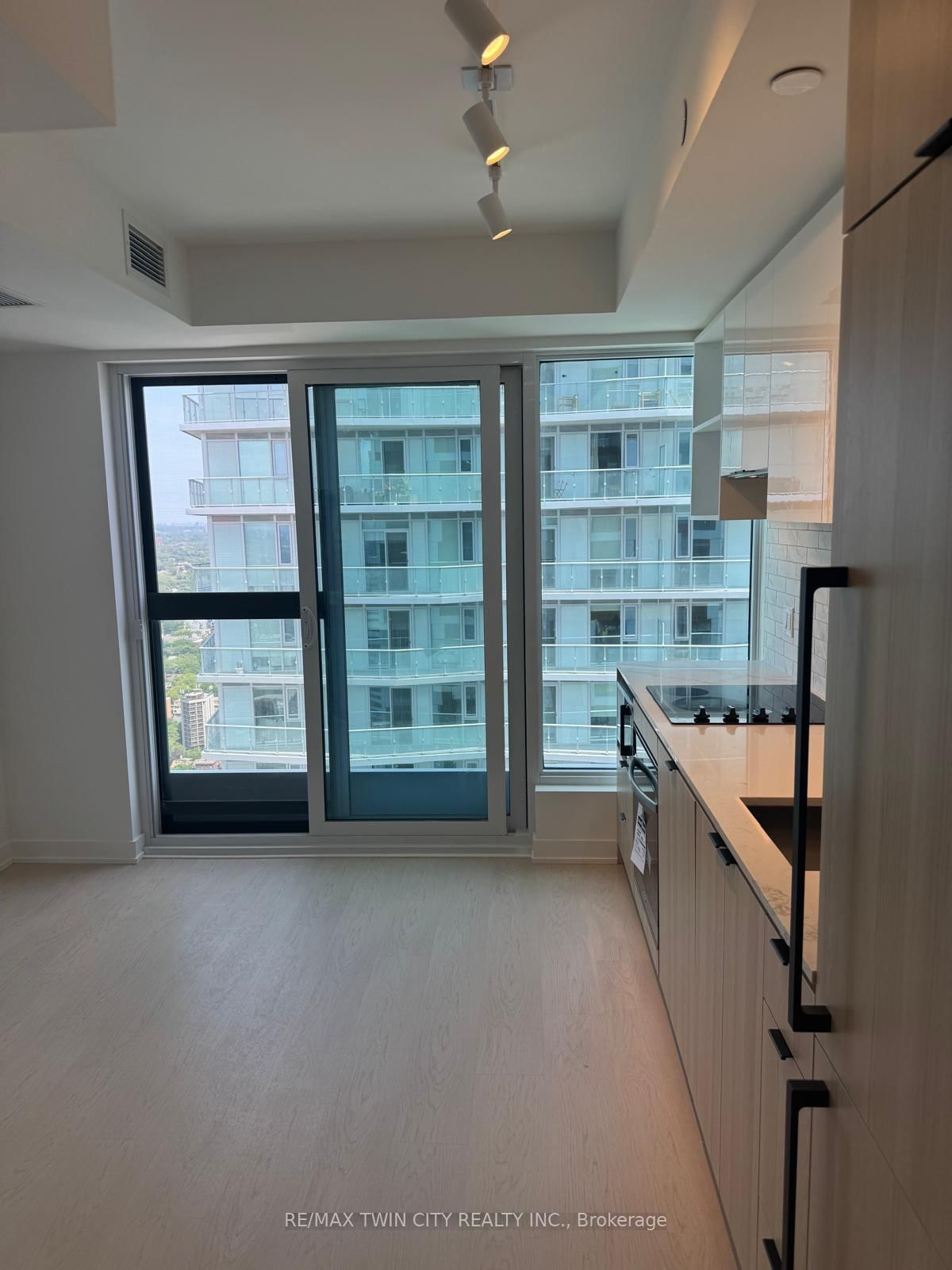 252 Church Street, Unit 5307 - Photo 14