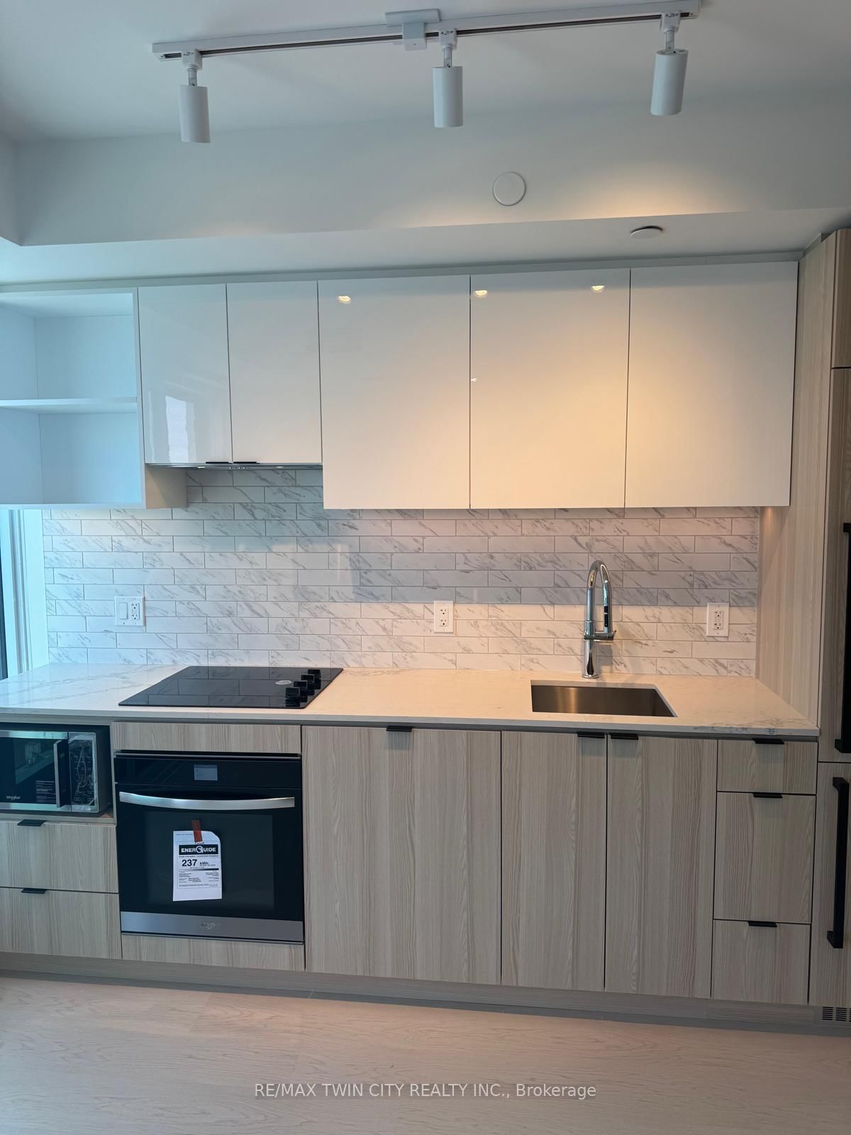 252 Church Street, Unit 5307 - Photo 15