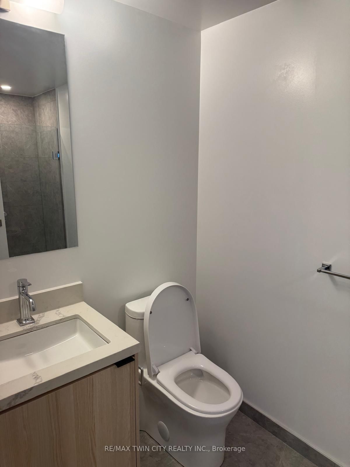 252 Church Street, Unit 5307 - Photo 6