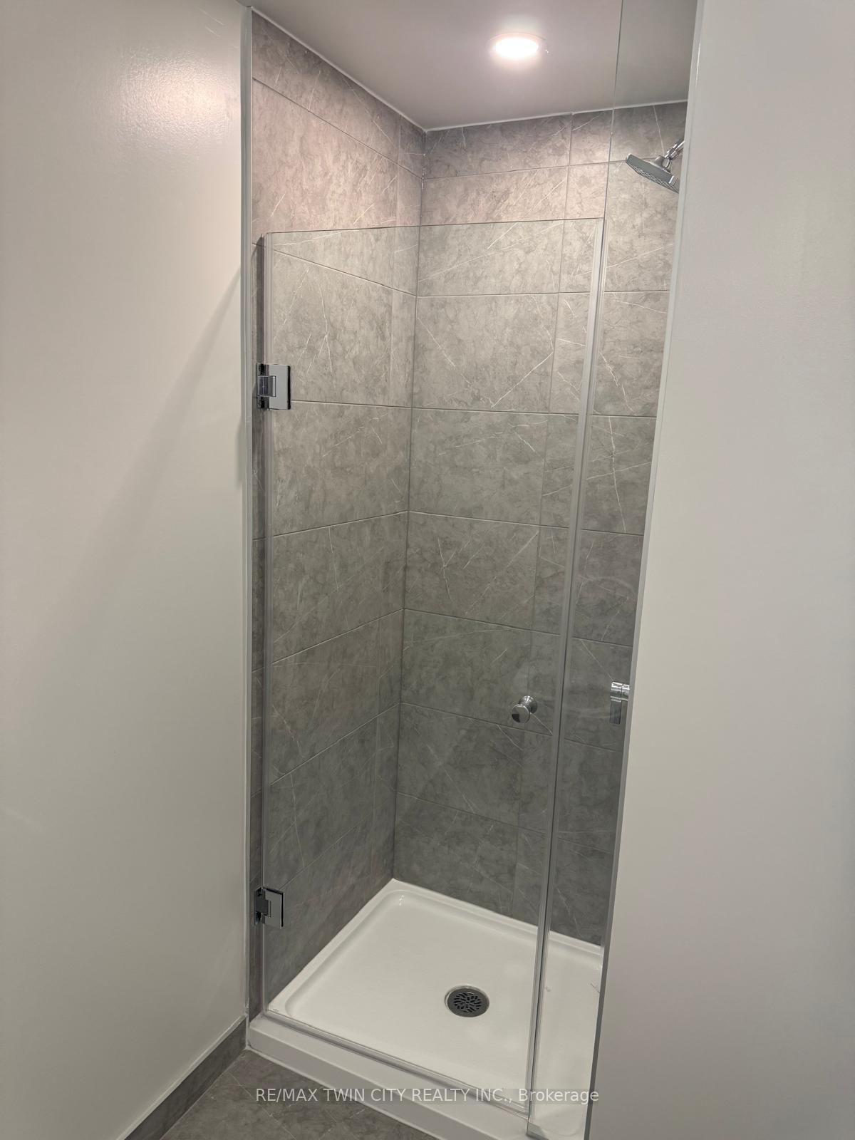 252 Church Street, Unit 5307 - Photo 8