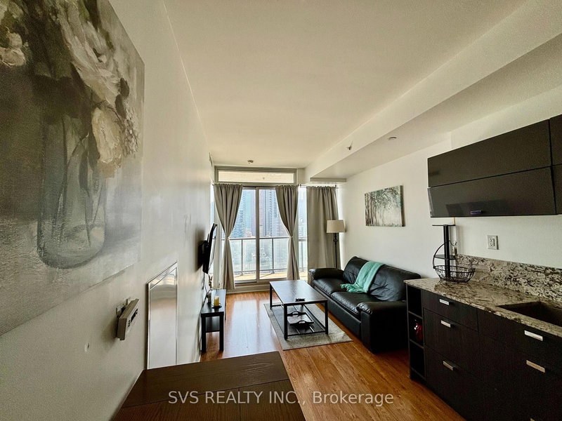 3608 - 290 Adelaide St W, Toronto, M5V 0P3 | Image 3