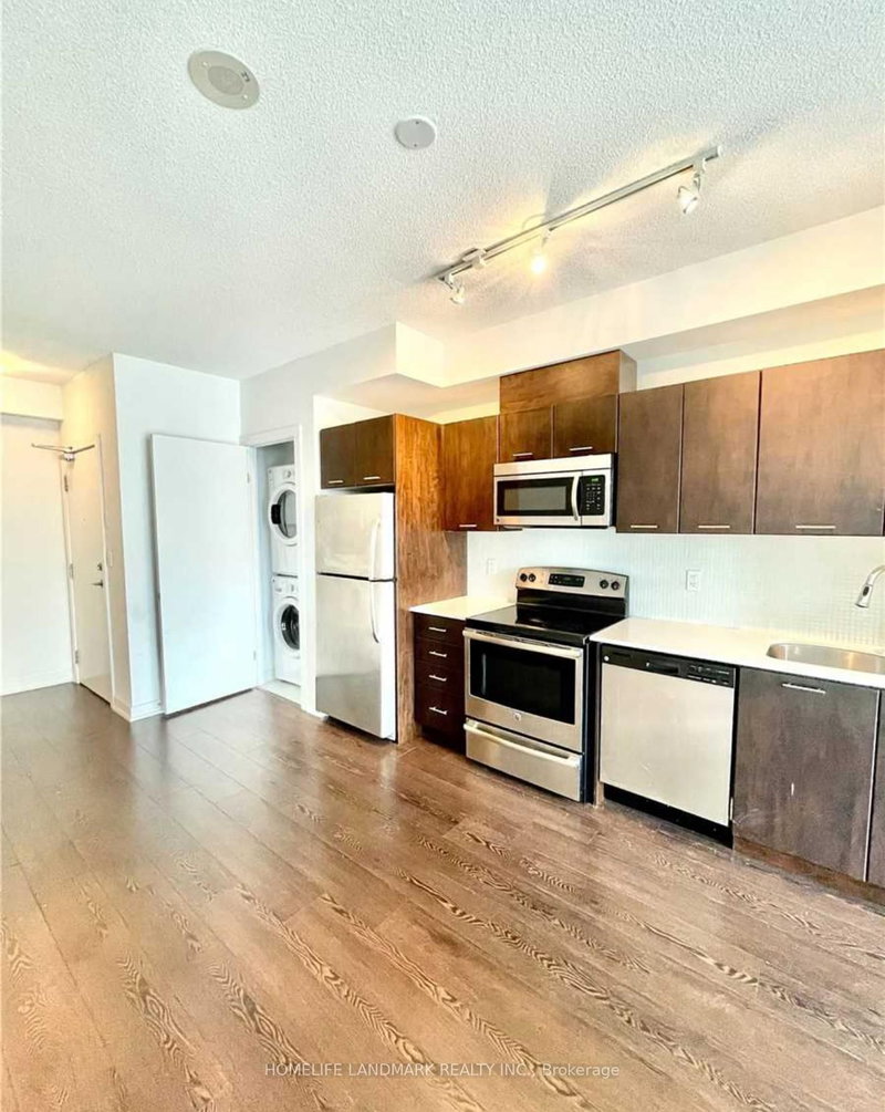 1015 - 20 Bruyeres Mews, Toronto, M5V 0G8 | Image 3