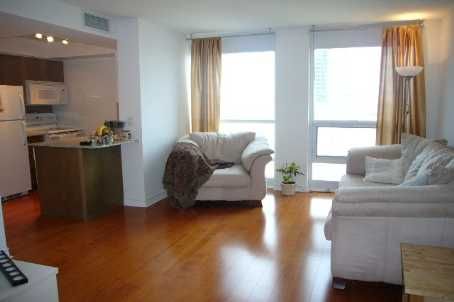 2202 - 763 Bay St, Toronto, M5G2R3 | Image 2