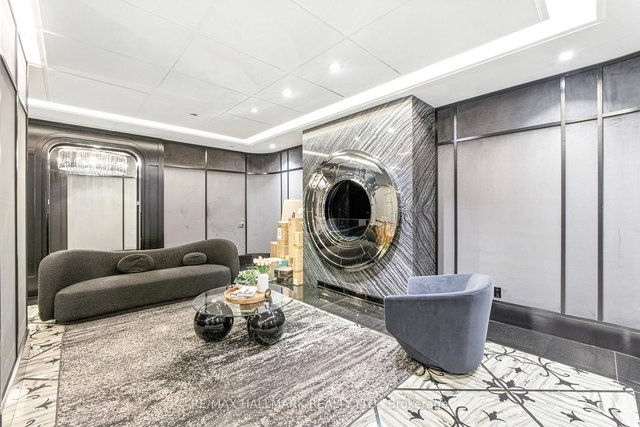 1113 - 88 Blue Jays Way