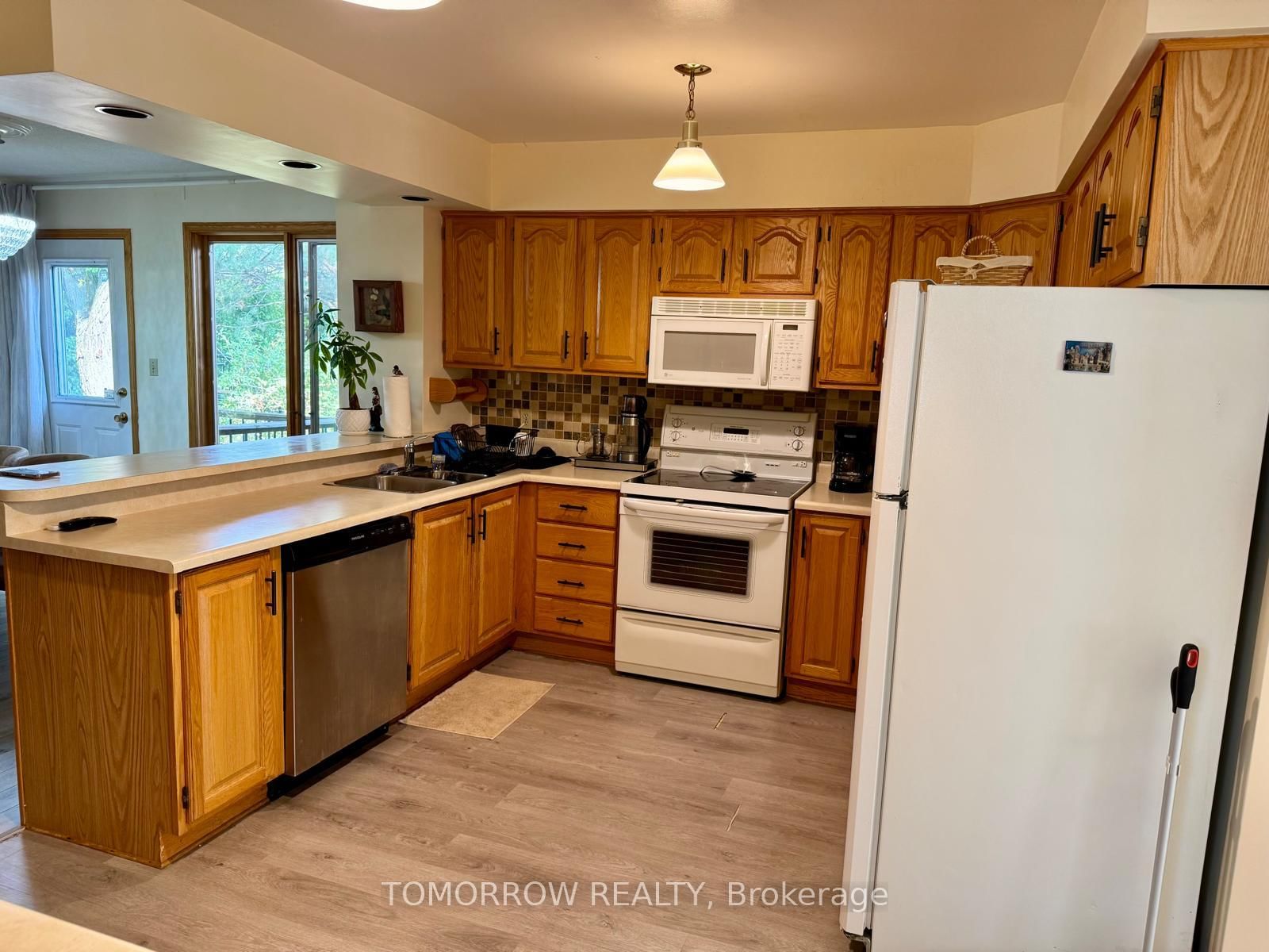 Listing Image 15