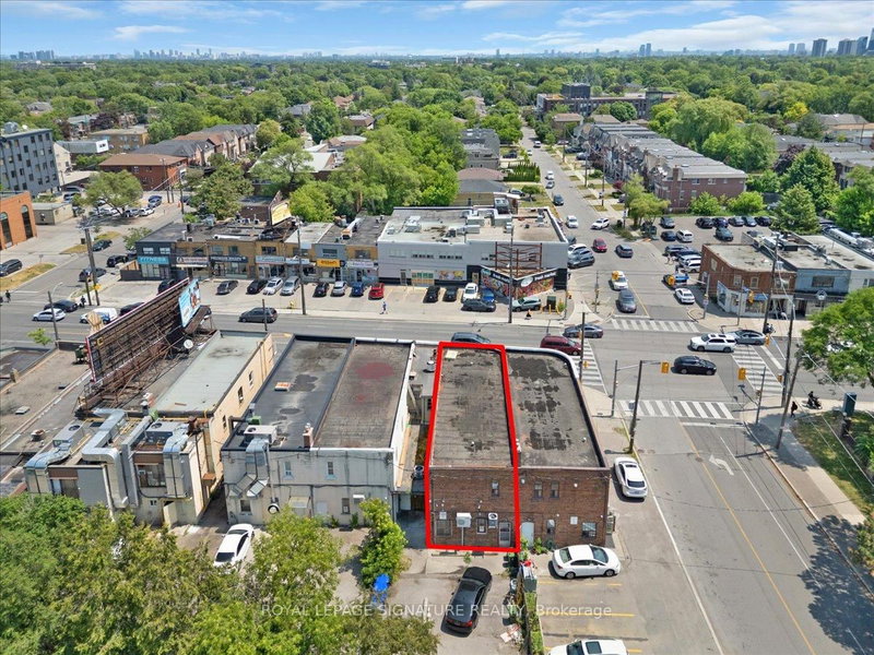 3016 Bathurst St, Toronto, M6B 3B6 | Image 3