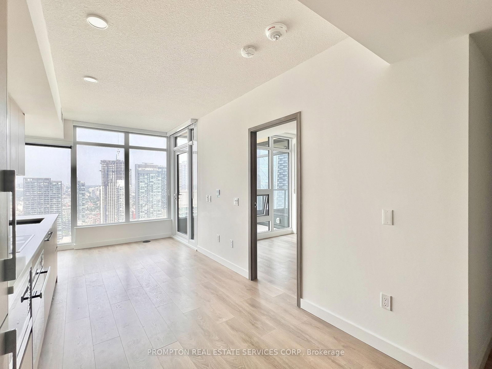 1 Concord Cityplace Way, Unit 4202 - Photo 4