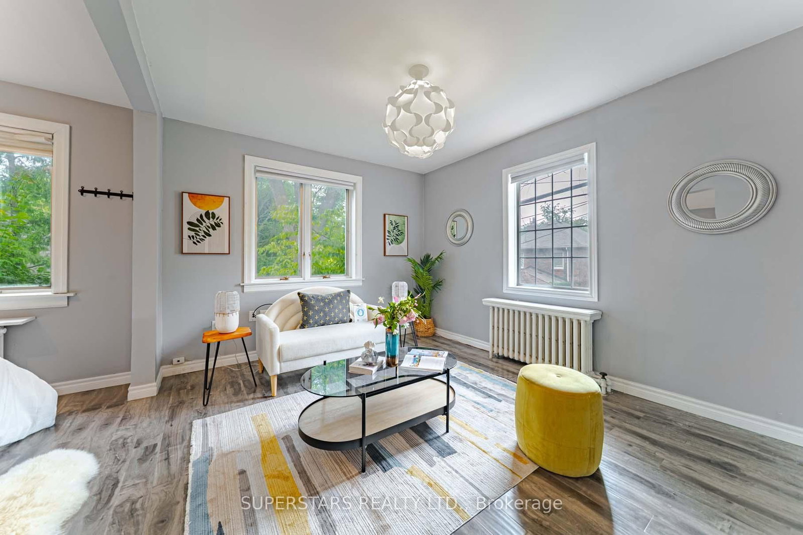 Listing Image 12