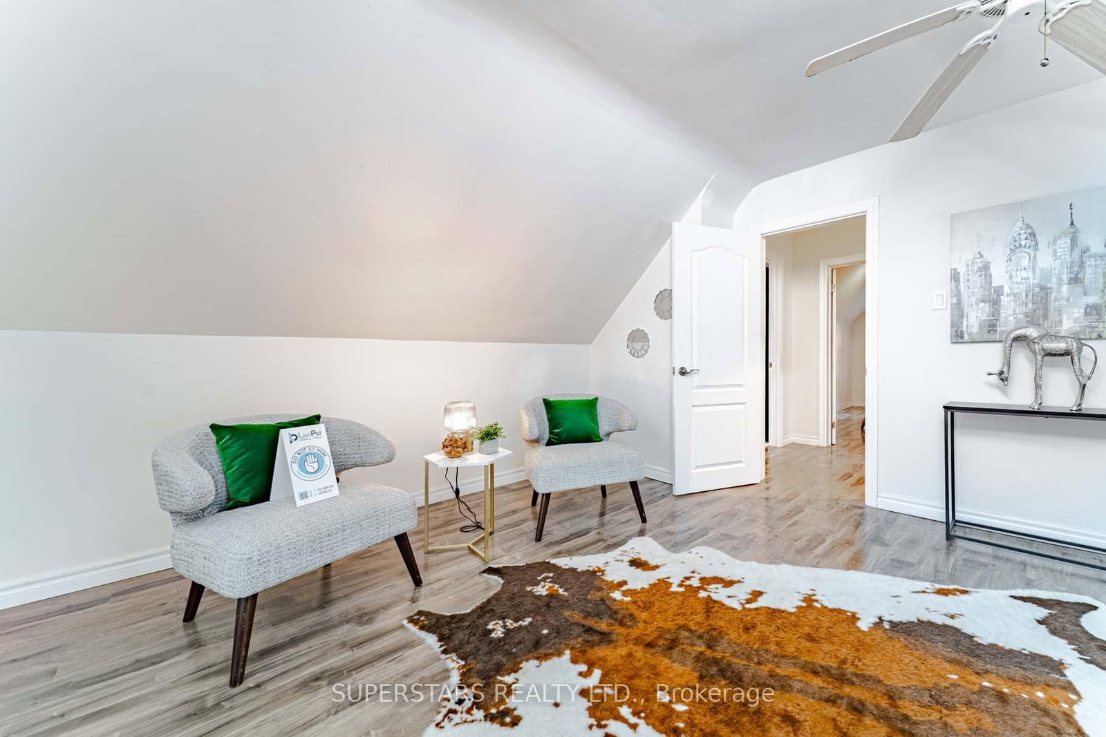 Listing Image 23