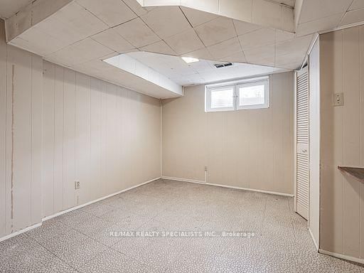 Listing Image 30