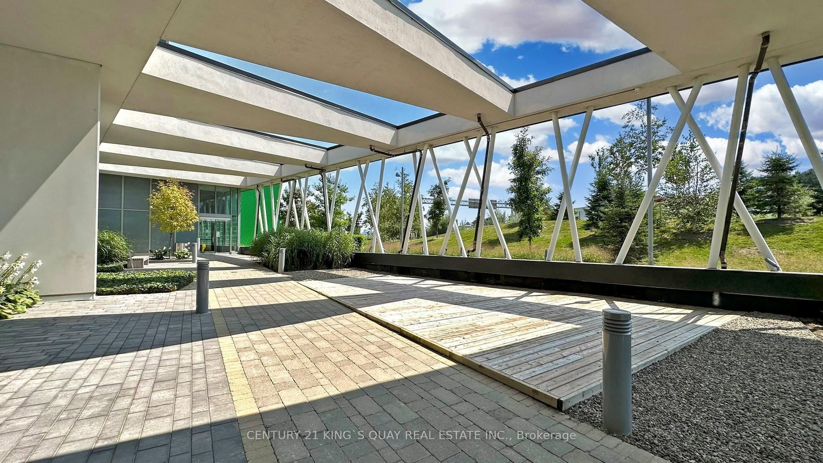 115 Mcmahon Drive, Unit 3808 - Photo 28