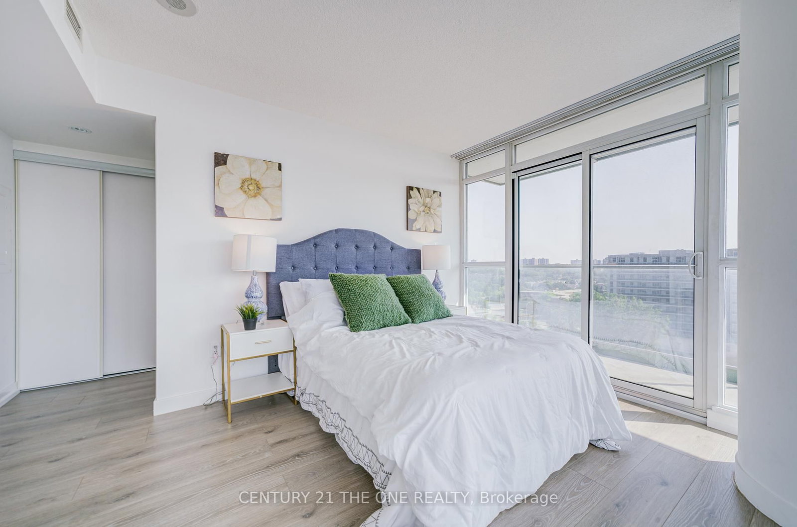 Condo sold at 1011-29 Singer Court, Toronto, Ontario, M2K 0B3 - Bayview Village - MLS: C12351393