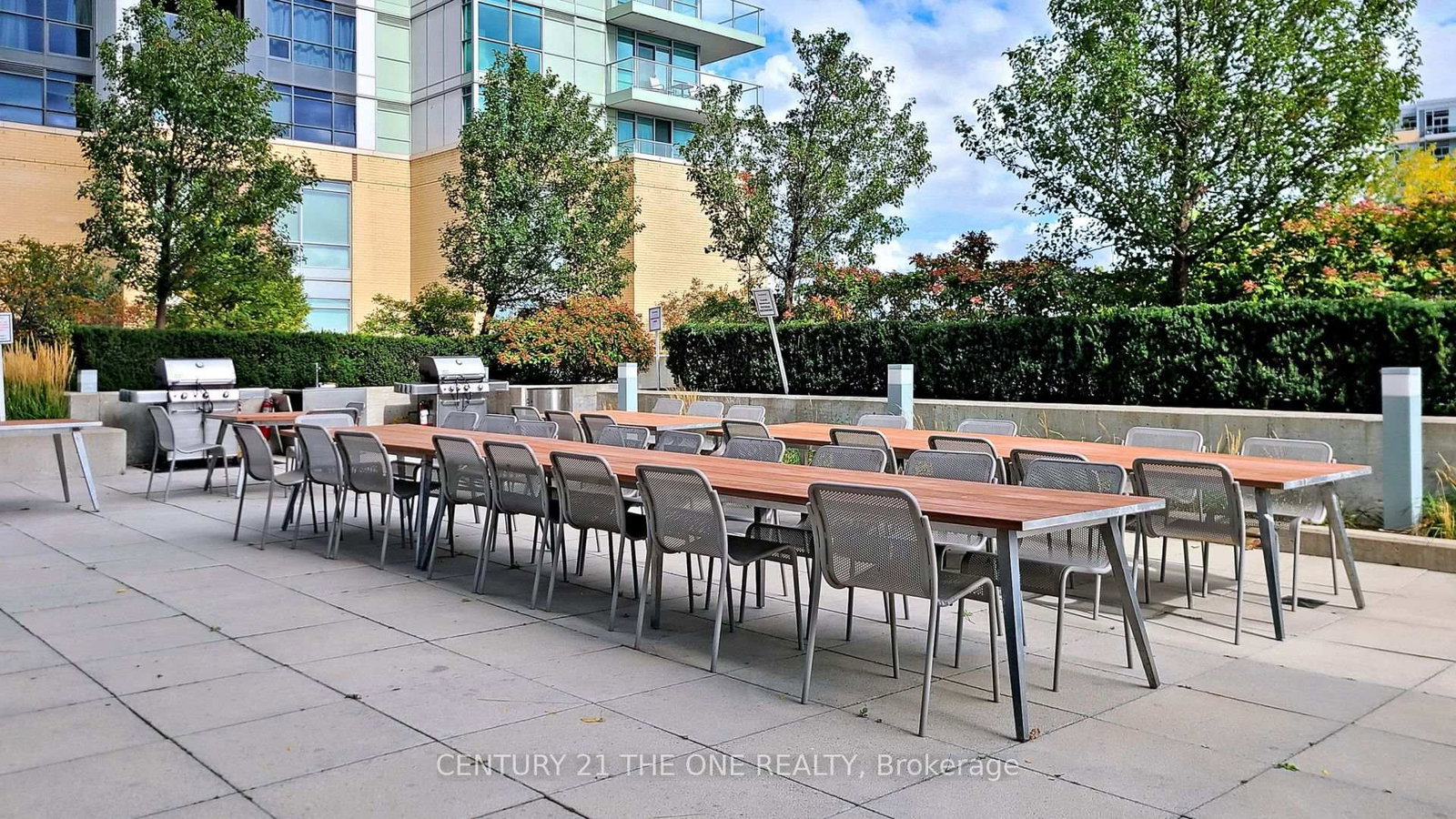 Condo sold at 1011-29 Singer Court, Toronto, Ontario, M2K 0B3 - Bayview Village - MLS: C12351393