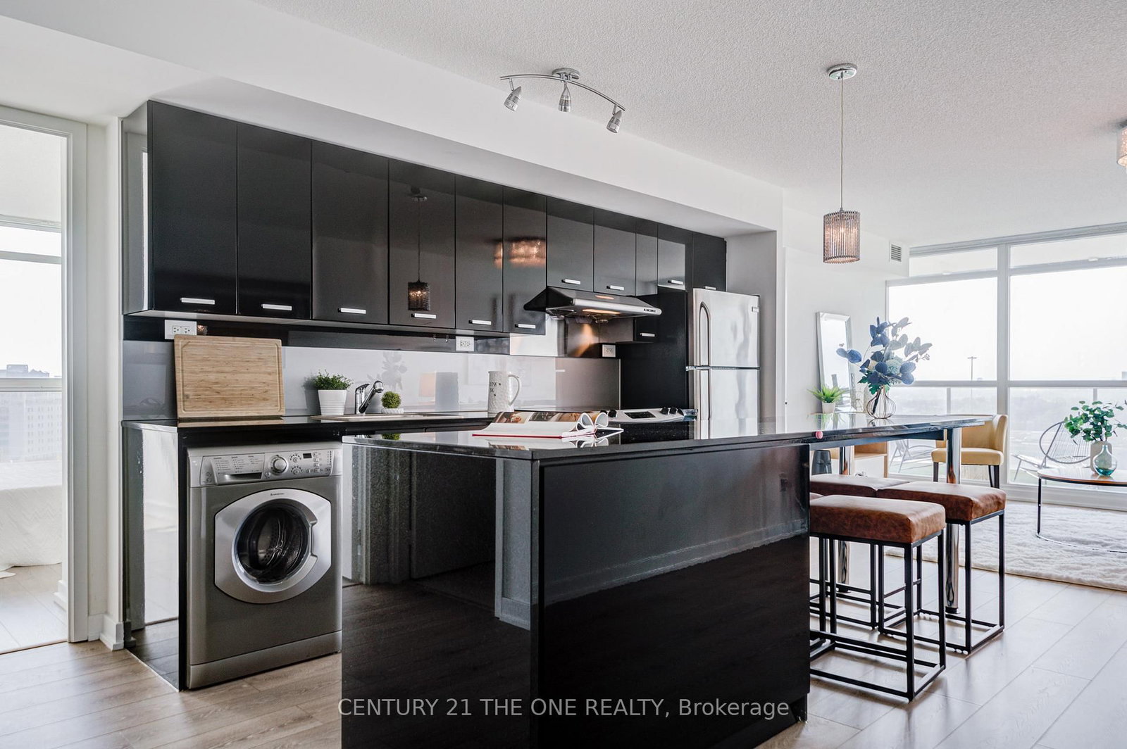 Condo sold at 1011-29 Singer Court, Toronto, Ontario, M2K 0B3 - Bayview Village - MLS: C12351393