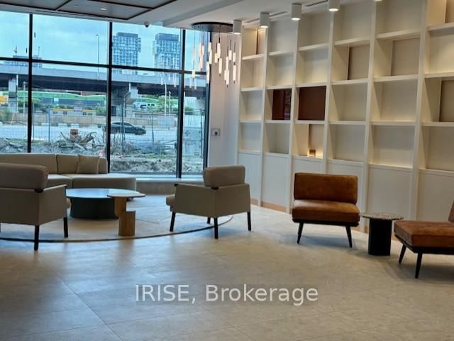 15 Richardson Street, Unit 712 - Photo 2