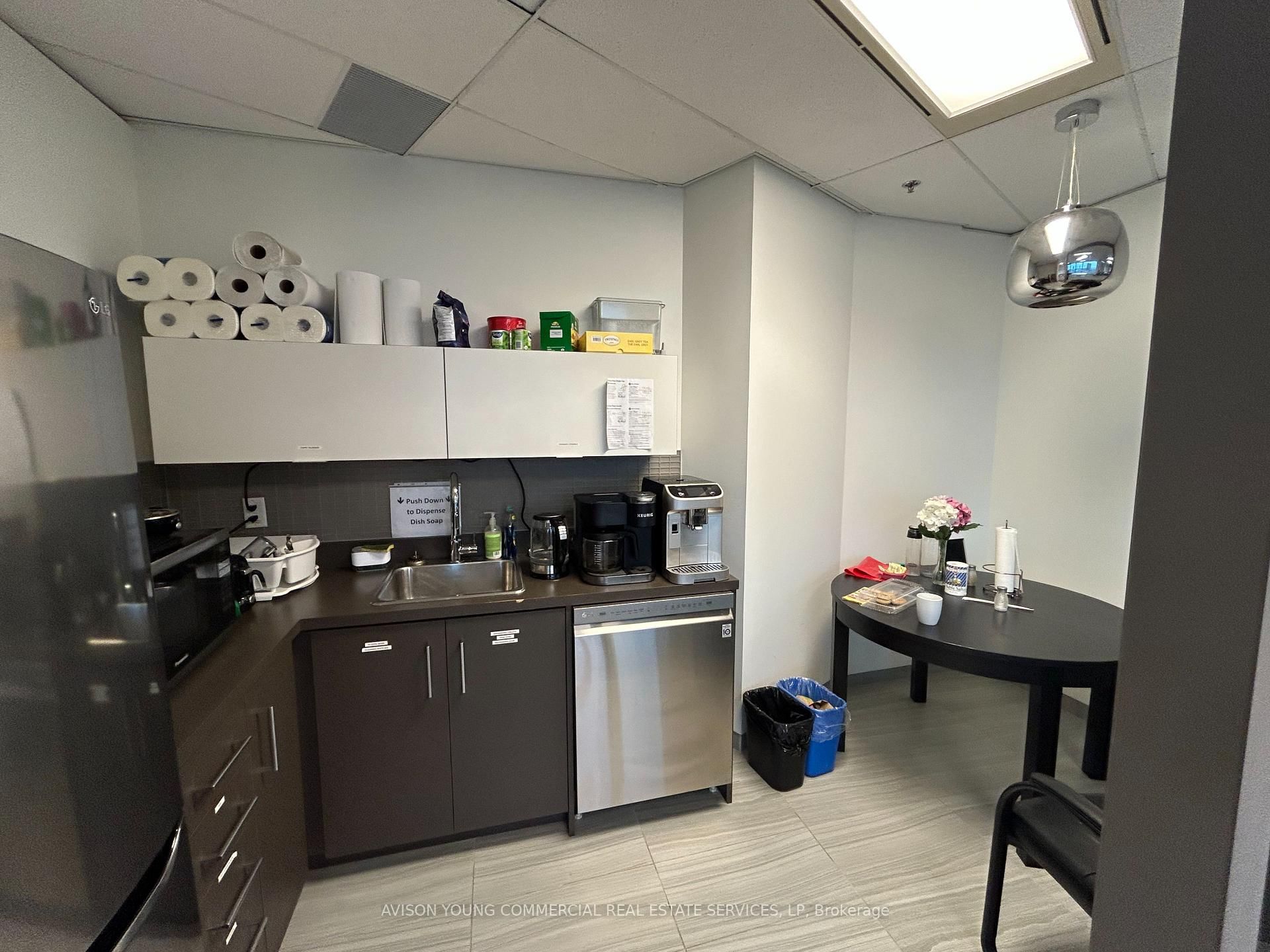 2550 Victoria Park Avenue, Unit 709