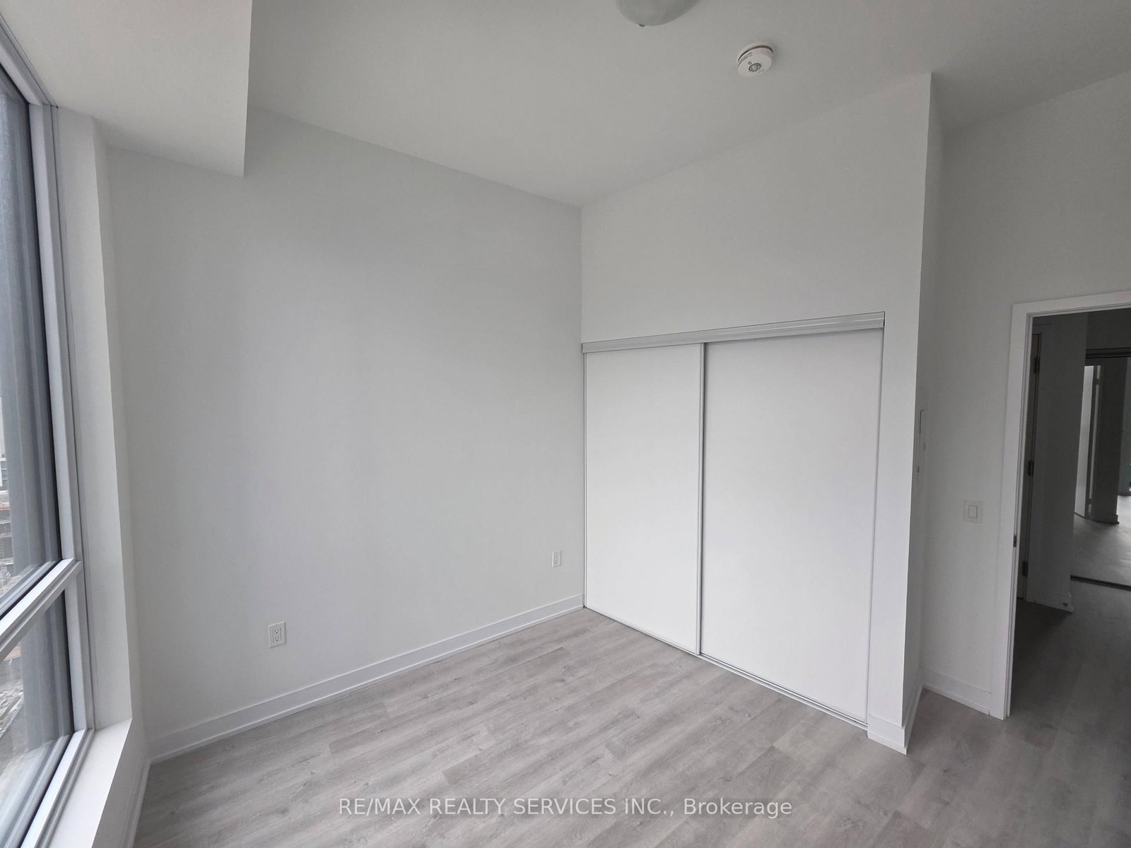 15 Richardson Street, Unit 1101 - Photo 7