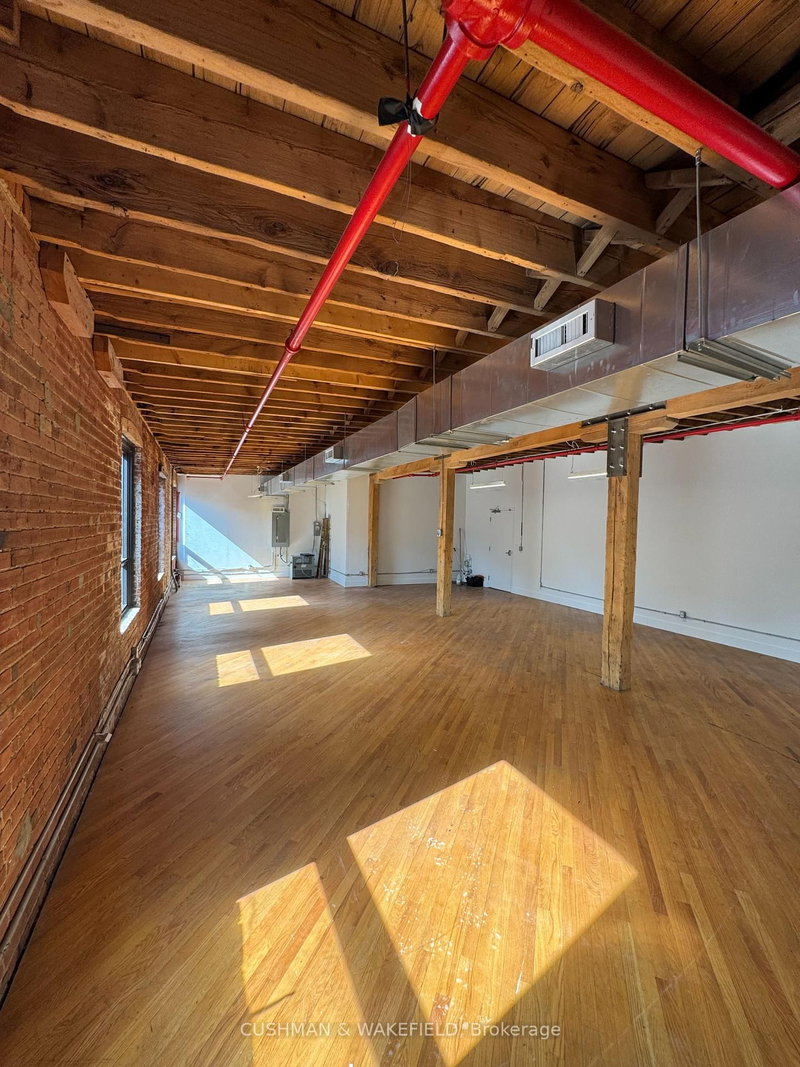 302A - 128 Sterling Rd, Toronto, M6R 2B7 | Image 2