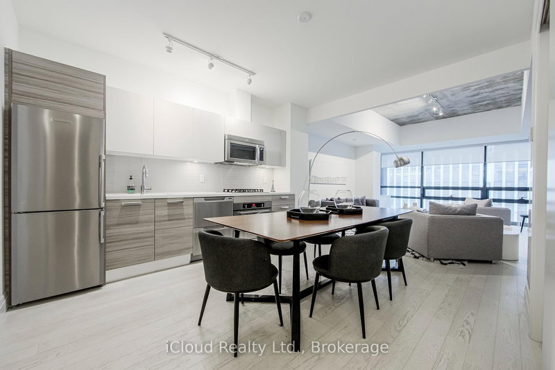 501 - 224 King St W, Toronto, M5V 1H8 | Image 3
