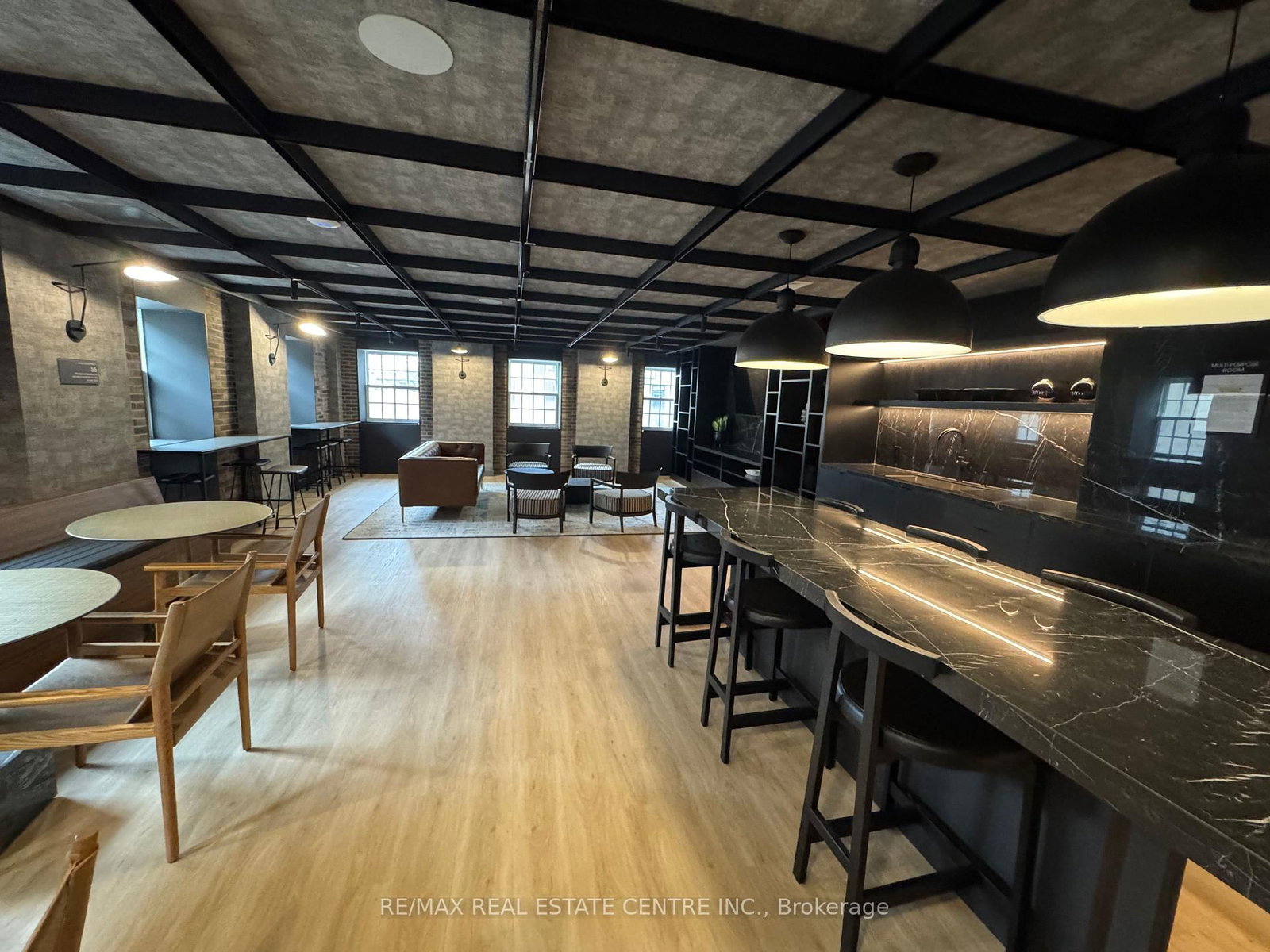 252 Church Street, Unit PH02 - Photo 17