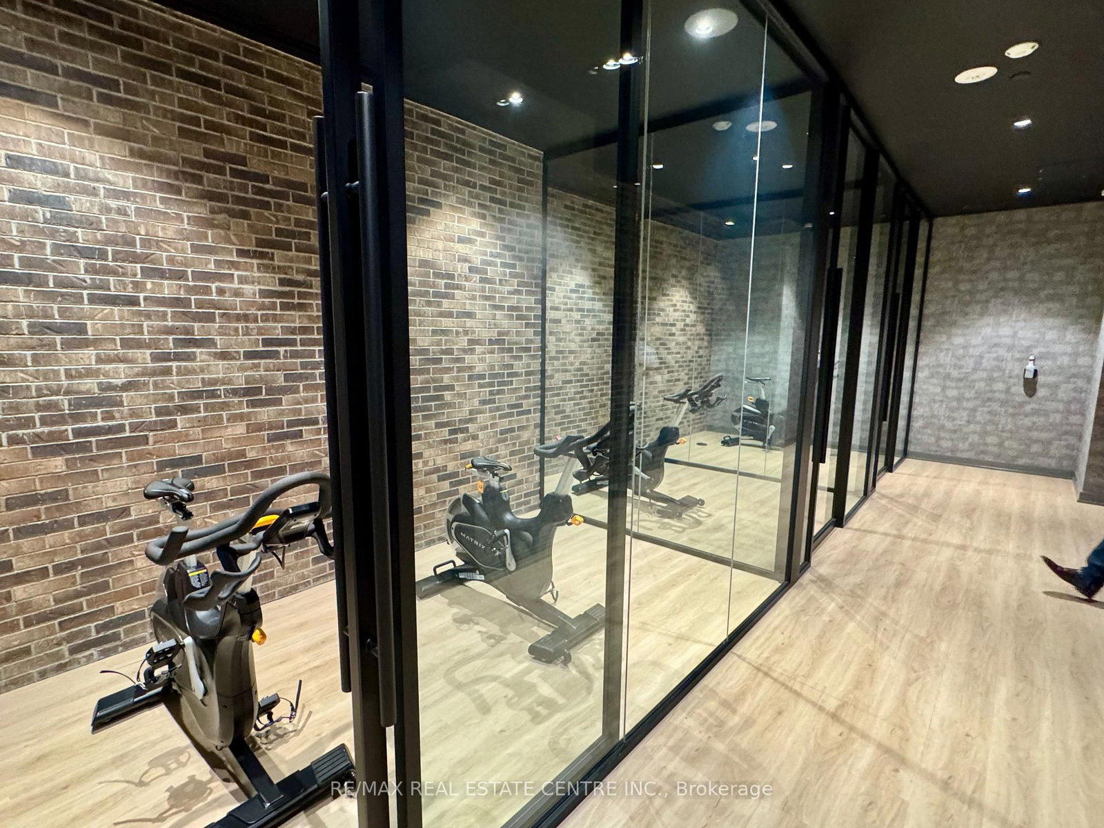 252 Church Street, Unit PH02 - Photo 20