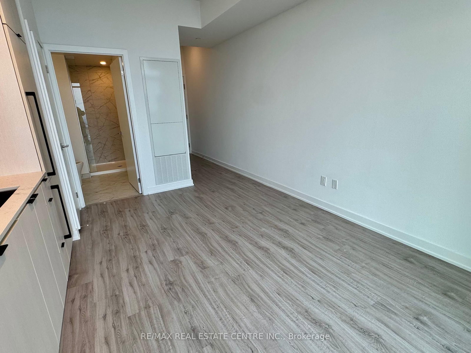 252 Church Street, Unit PH02 - Photo 5