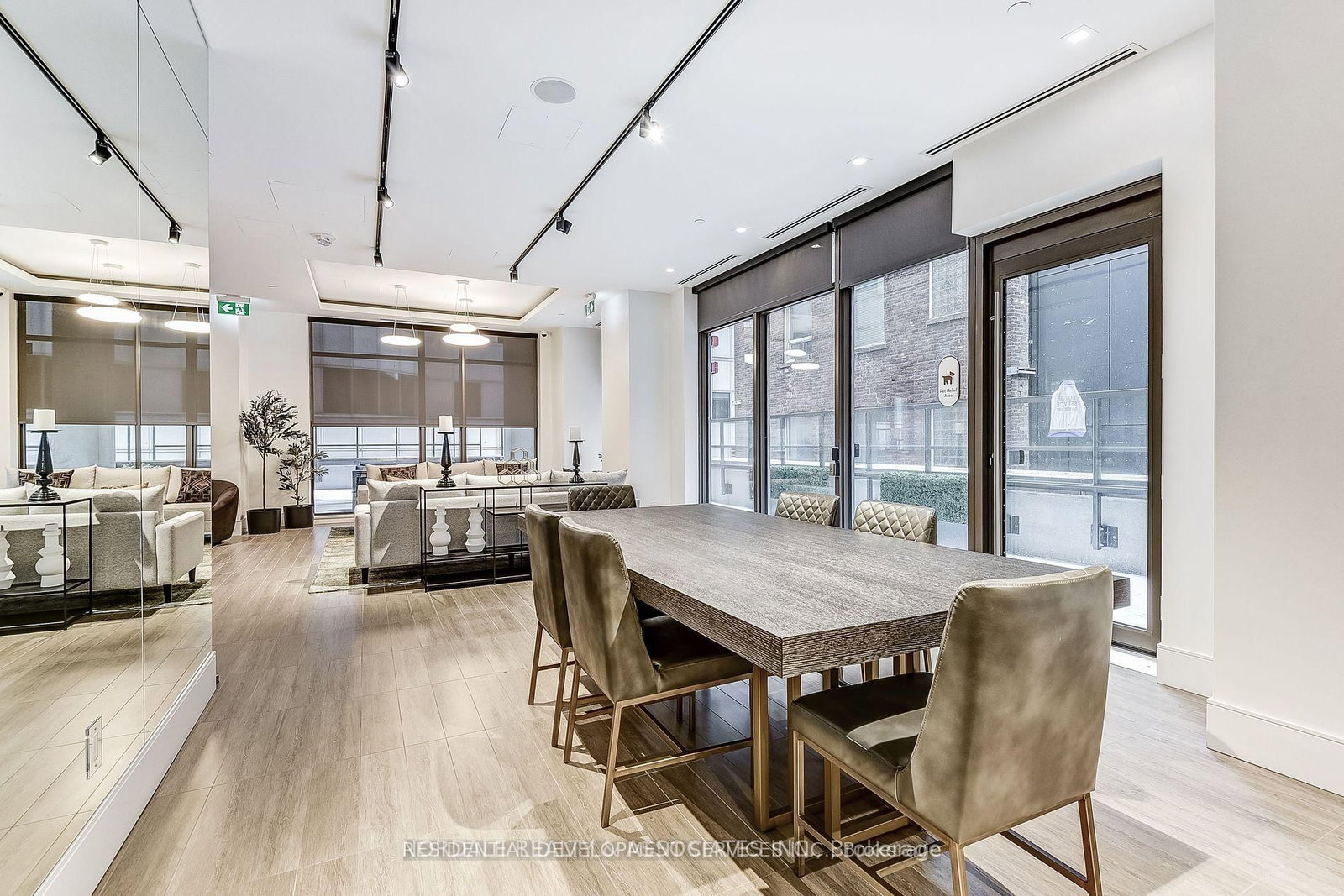 28 Widmer Street, Unit 3628 - Photo 16