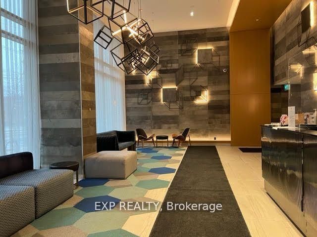 1601 - 120 Parliament Street