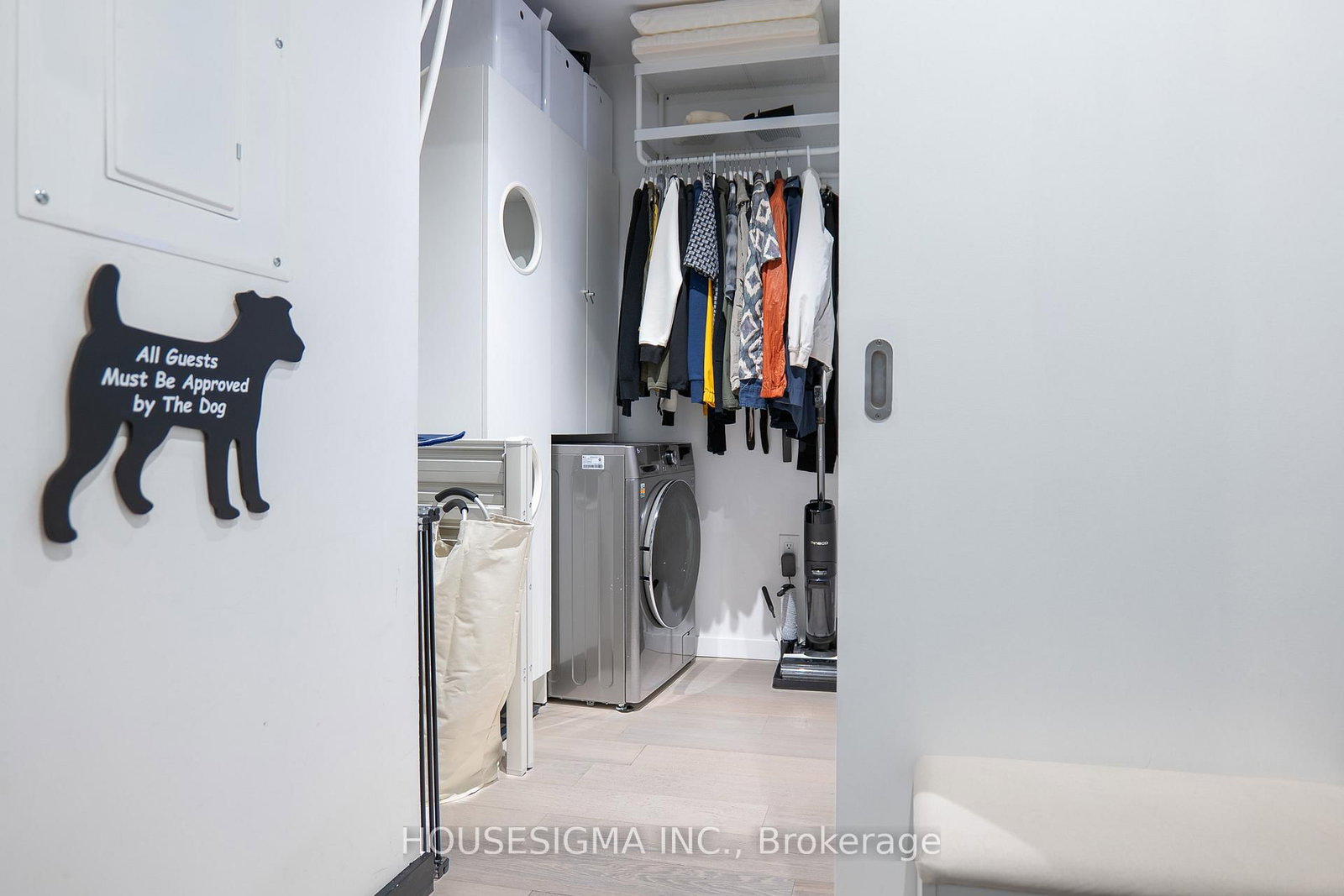 Listing Image 6