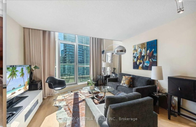 723 - 36 Blue Jays Way