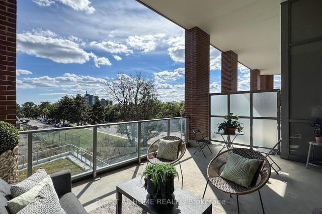 103 - 36 Forest Manor Road, North York | For Sale @ $498,000 | Condos.ca