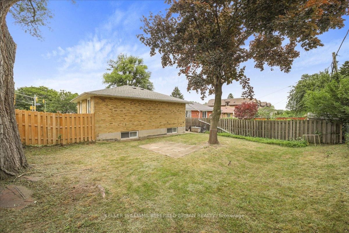 Listing Image 25