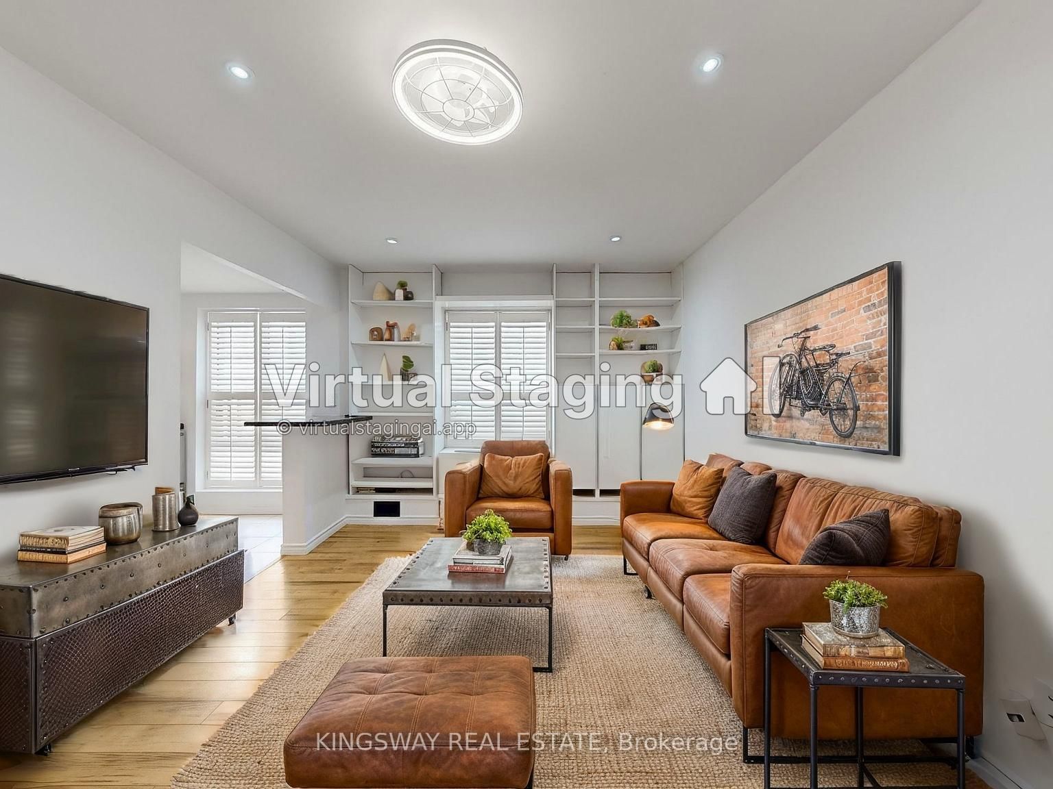 Listing Image 4