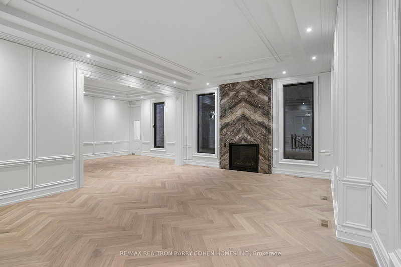 27 Penwood Cres, Toronto, M3B 3B1 | Image 2