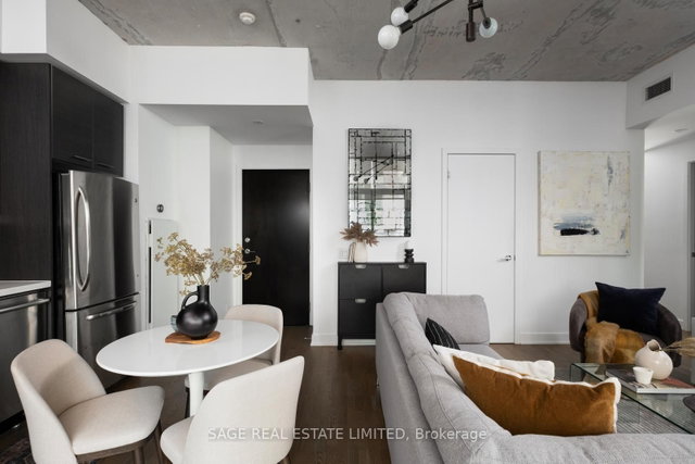 401 - 2 Gladstone Avenue