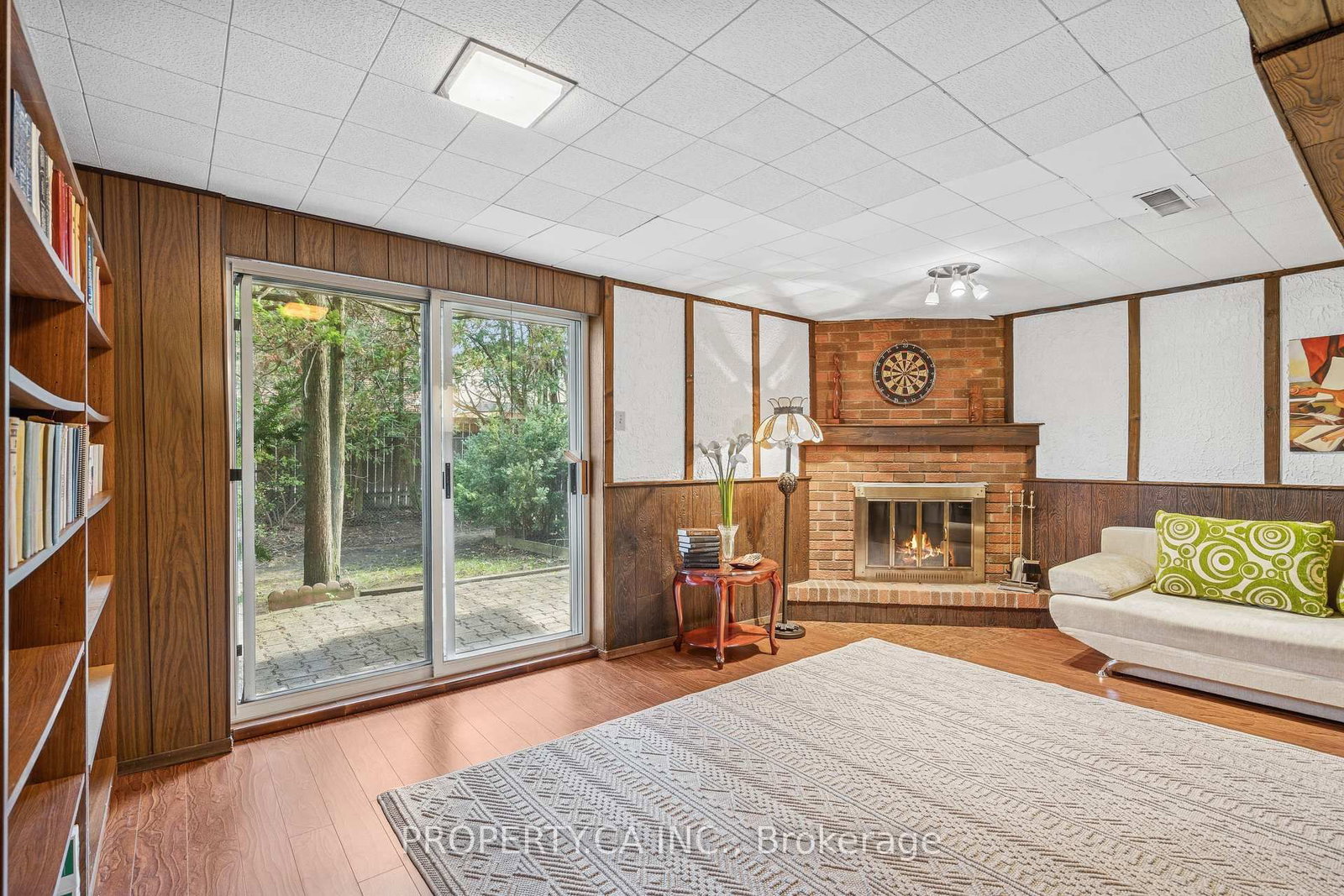 Listing Image 19