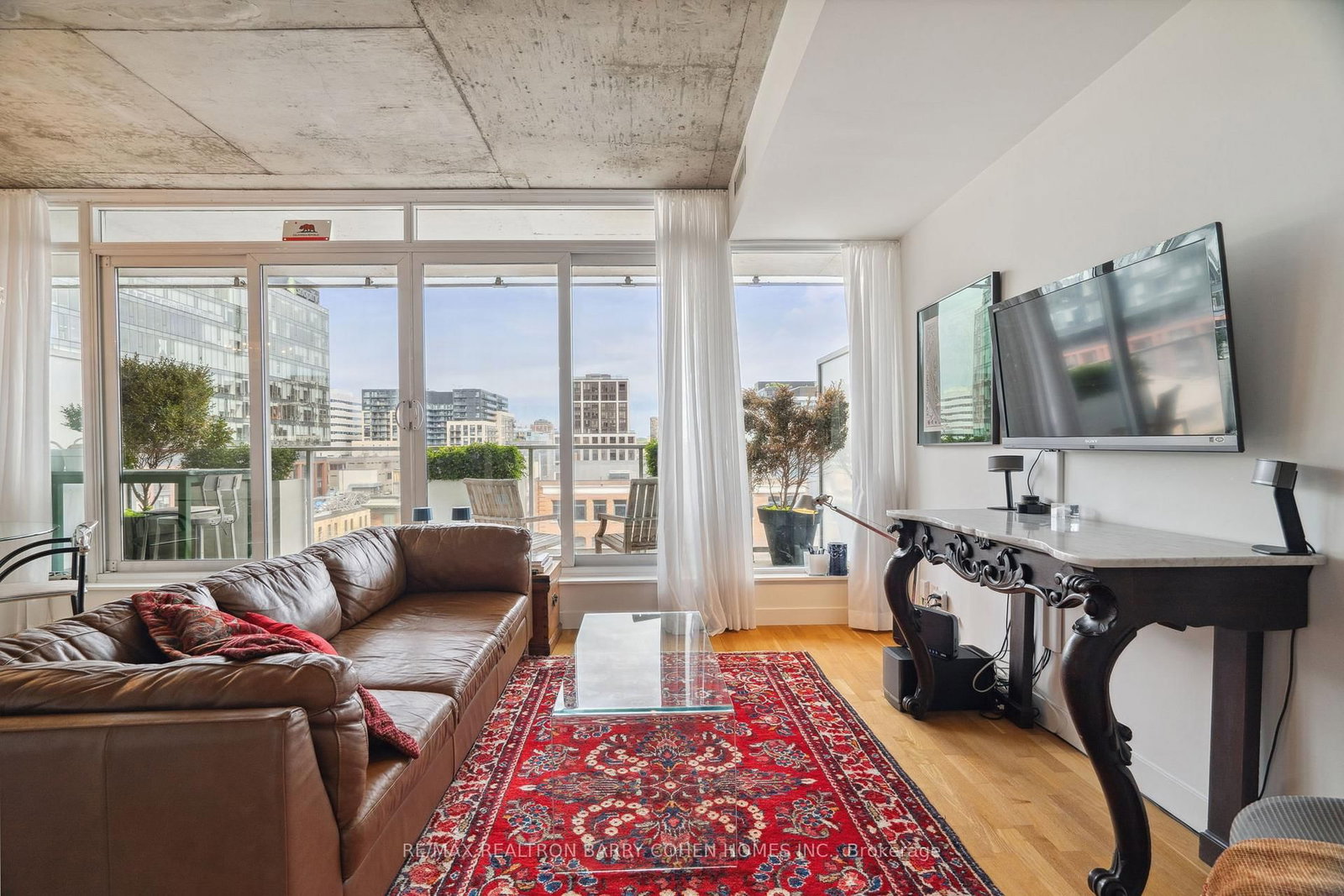 Listing Image 7
