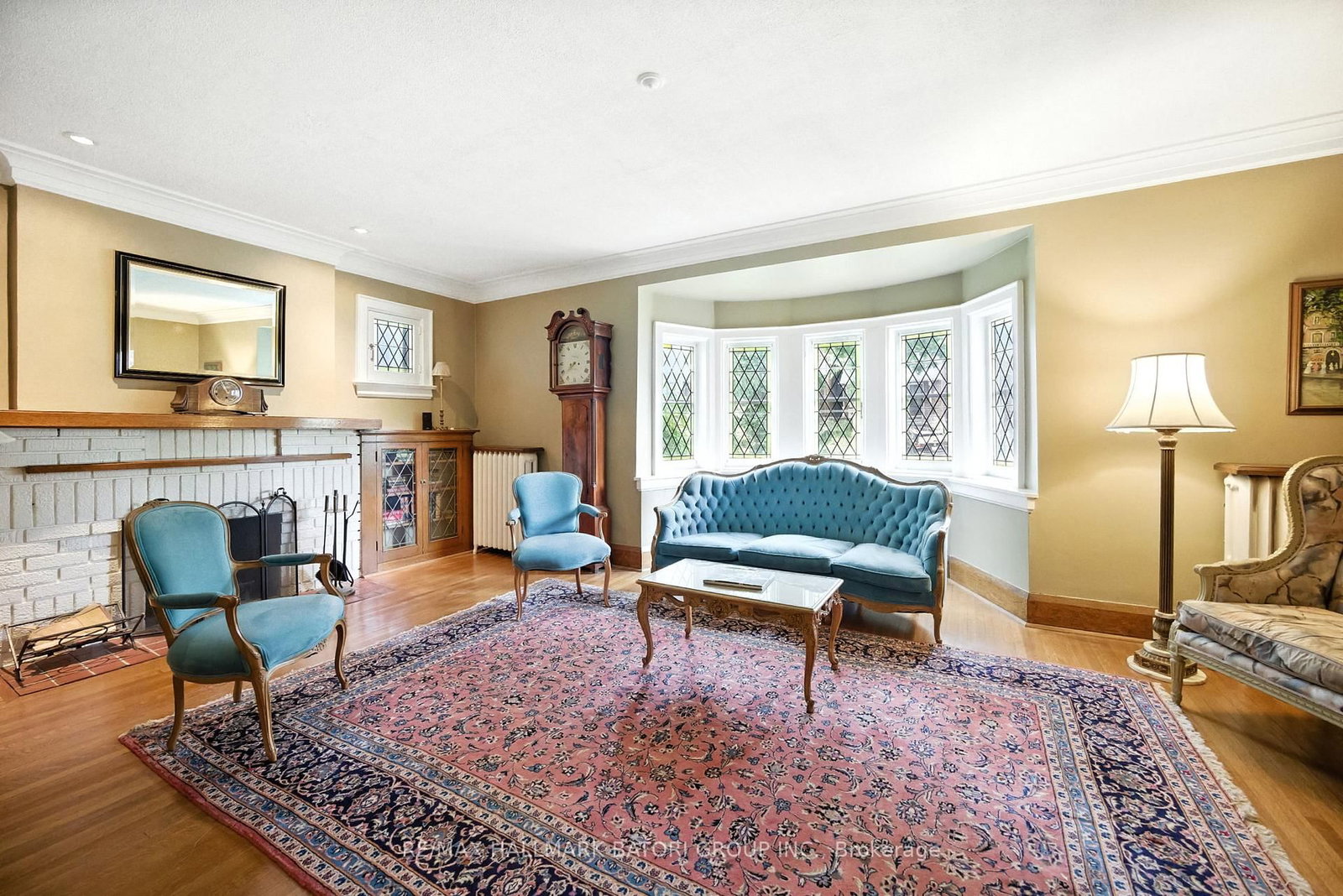 Listing Image 3