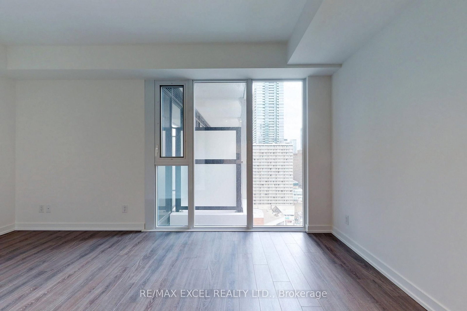 20 Edward Street, Unit 1720 - Photo 10
