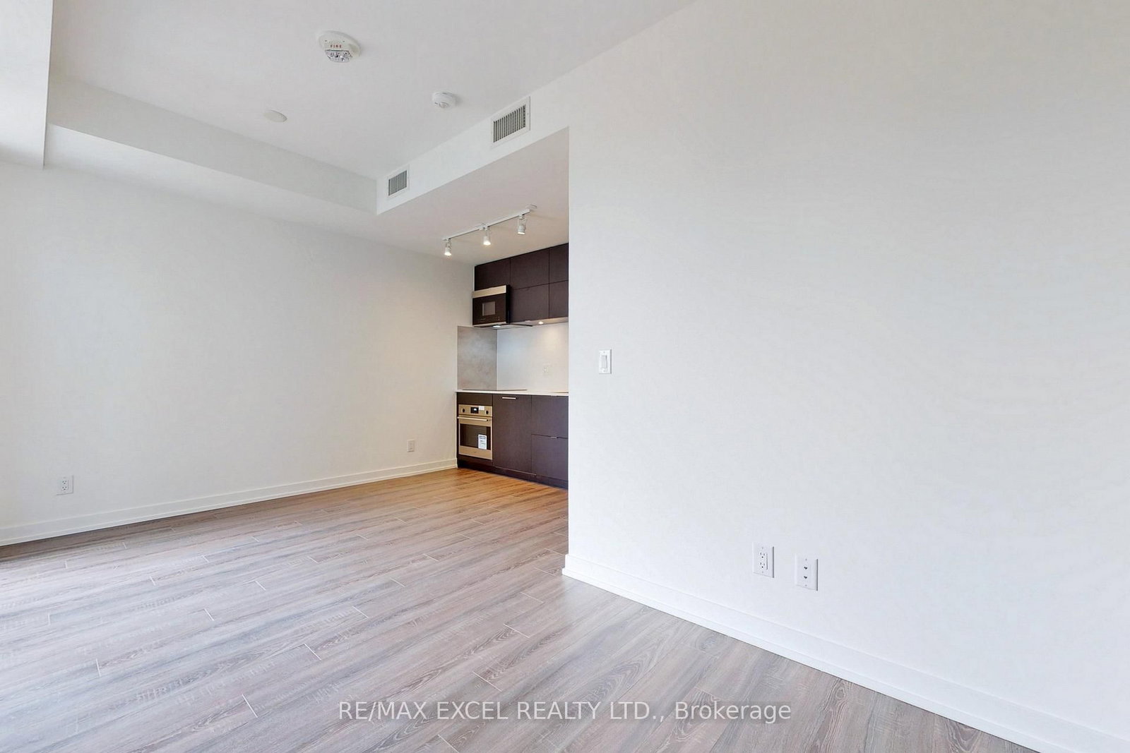 20 Edward Street, Unit 1720 - Photo 14