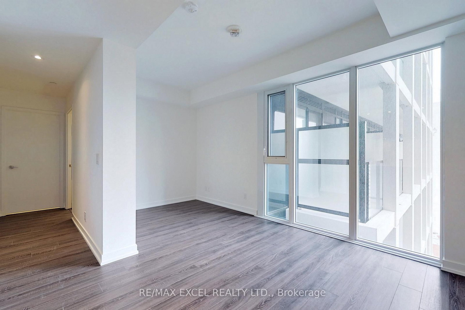 20 Edward Street, Unit 1720 - Photo 8