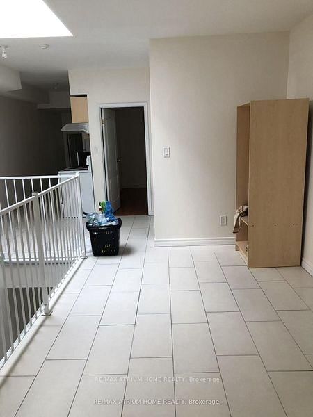 301 - 413 Spadina Ave, Toronto, M5T 2G6 | Image 2