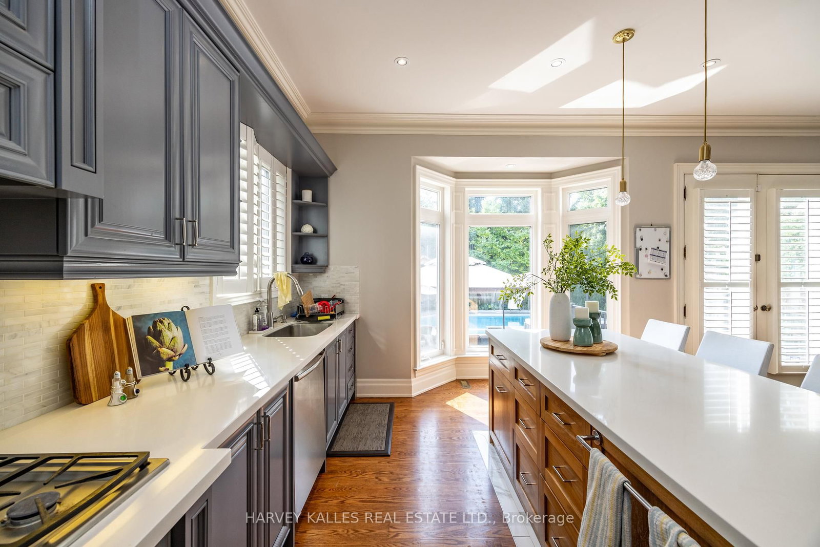 Listing Image 15